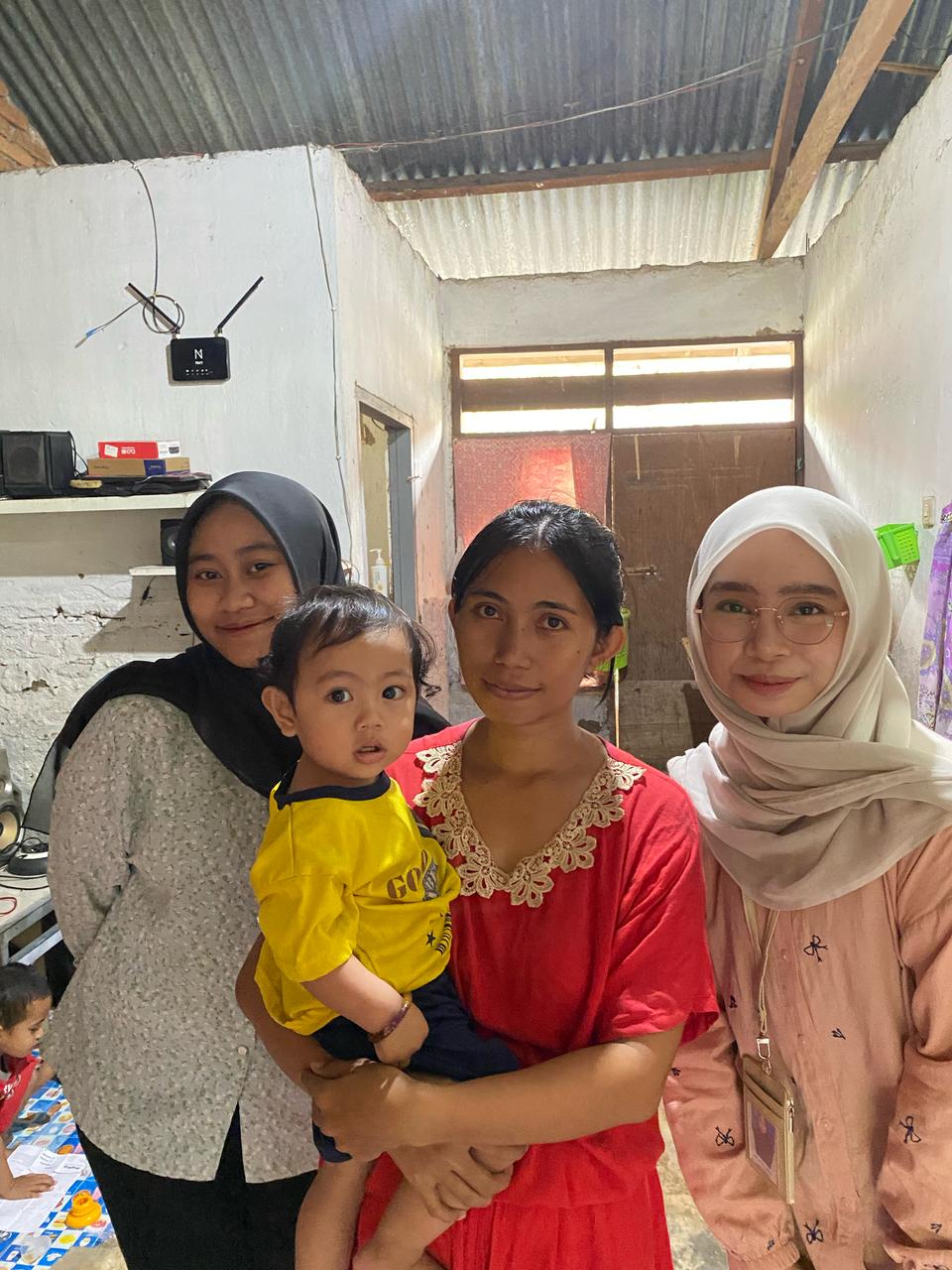 Kunjungan Keempat ke Ibu Nurmiyanti: Edukasi Imunisasi dan MPASI Iky